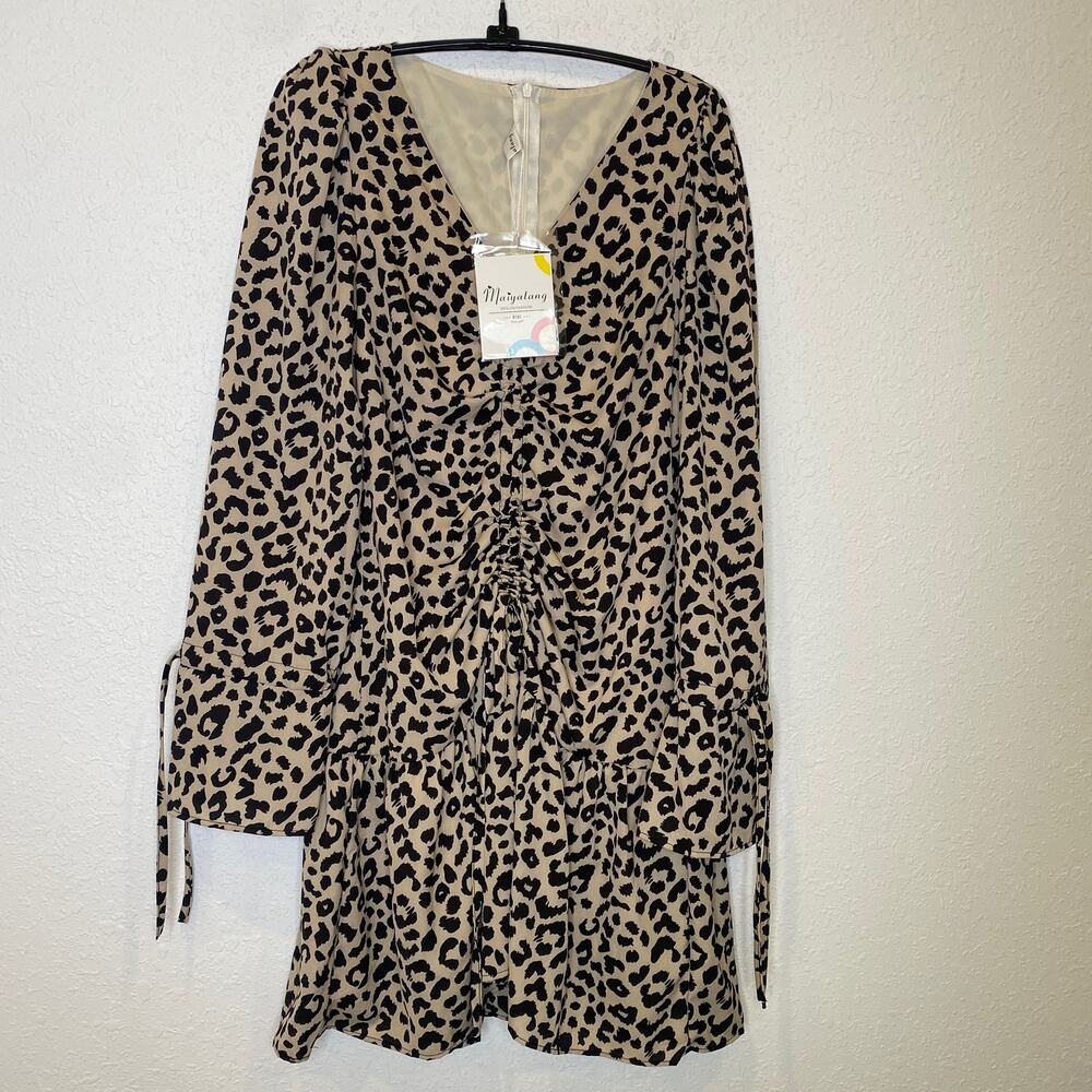 Maiyatang Sexy Leopard Print Dress V-Neck Ruched Dress NWT Sz Sm